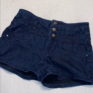 Three button high rise shorts